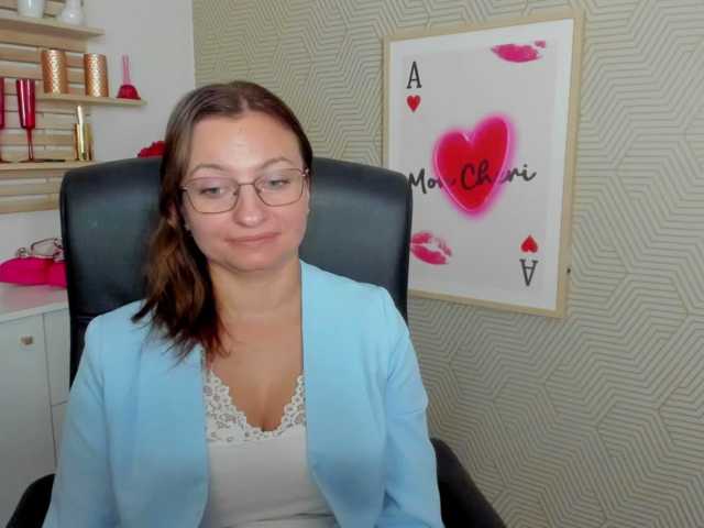 Live room thumbnail for angelaLove13