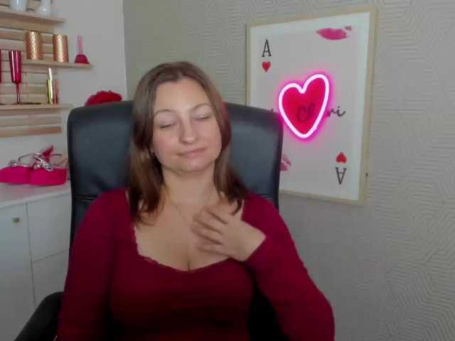 angelaLove13 live cam on BongaCams