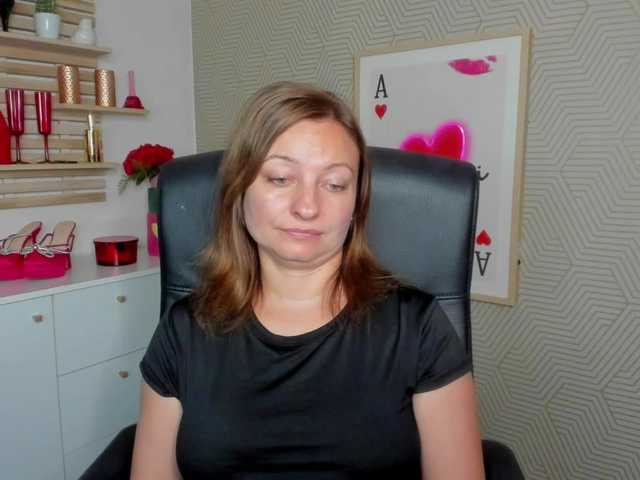 angelaLove13 live cam on BongaCams