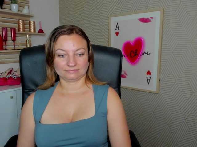 angelaLove13 live cam on BongaCams