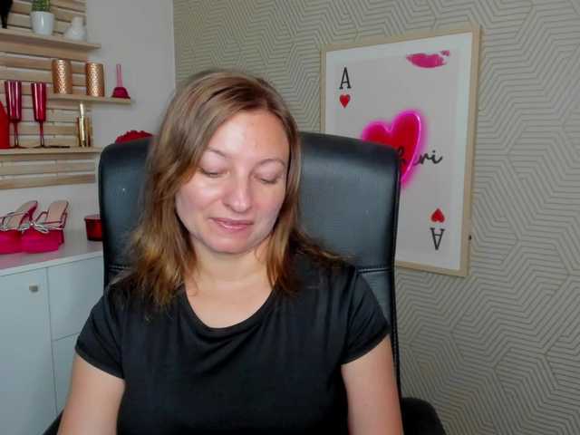 angelaLove13 live cam on BongaCams
