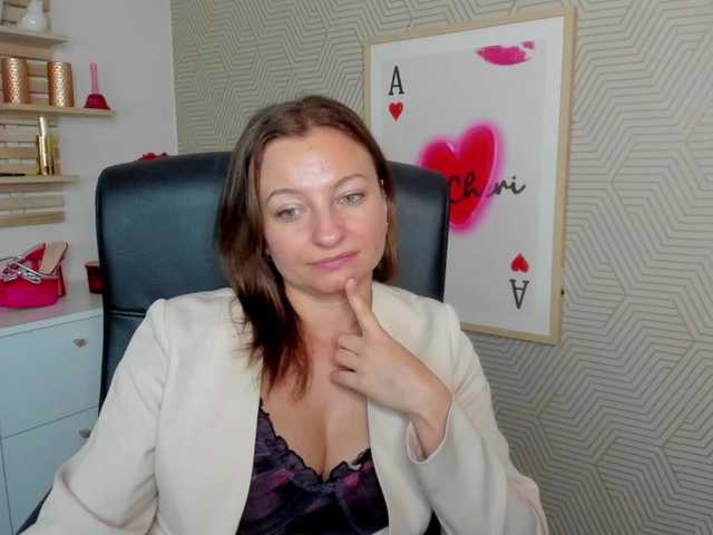 angelaLove13 live cam preview