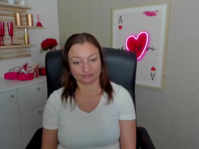 angelaLove13 live cam on BongaCams