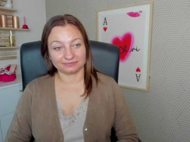 angelaLove13 live cam preview