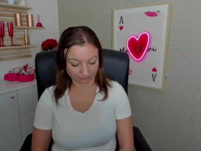 angelaLove13 live cam on BongaCams
