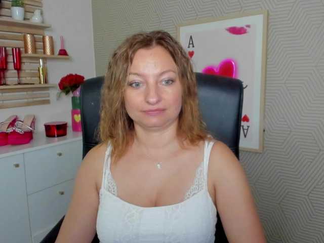 angelaLove13 live webcam show