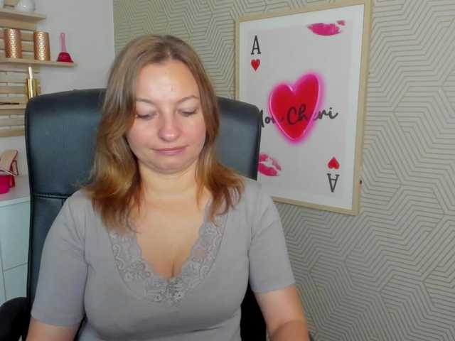 angelaLove13 live cam on BongaCams