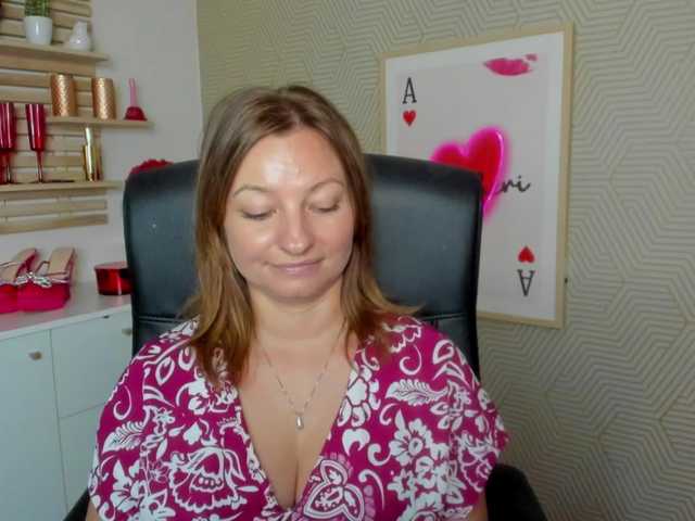 angelaLove13 live webcam show