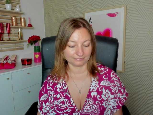 angelaLove13 live webcam show