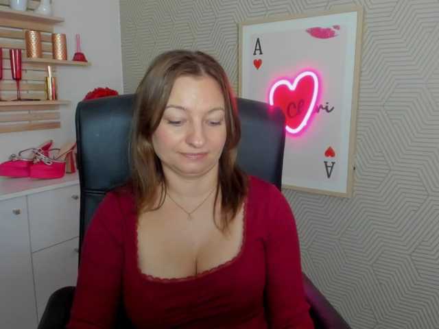 angelaLove13 live cam on BongaCams
