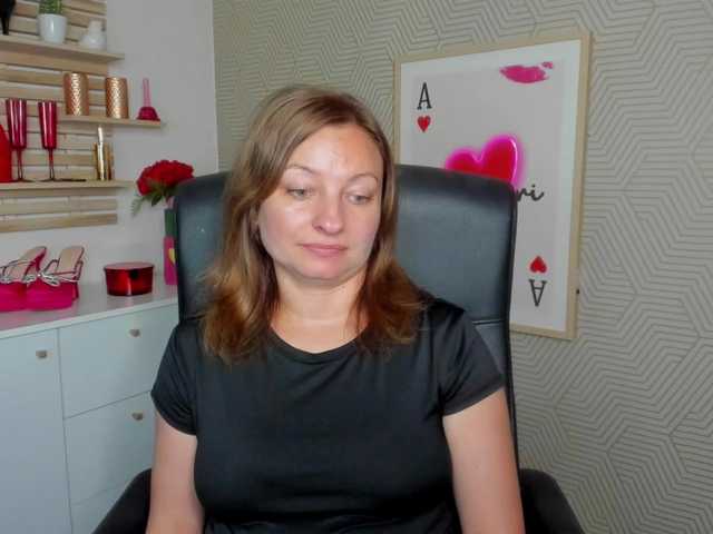 angelaLove13 live cam on BongaCams