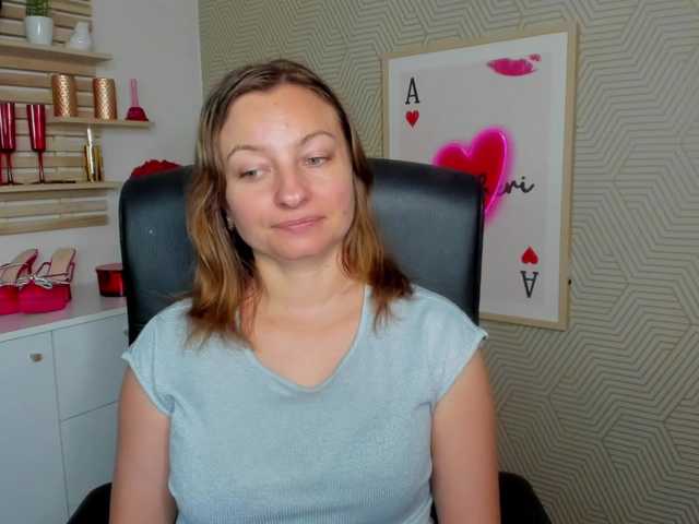 angelaLove13 live cam on BongaCams