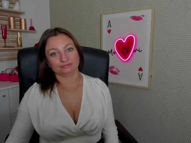 angelaLove13