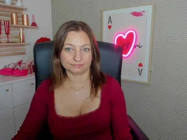 angelaLove13 live cam on BongaCams