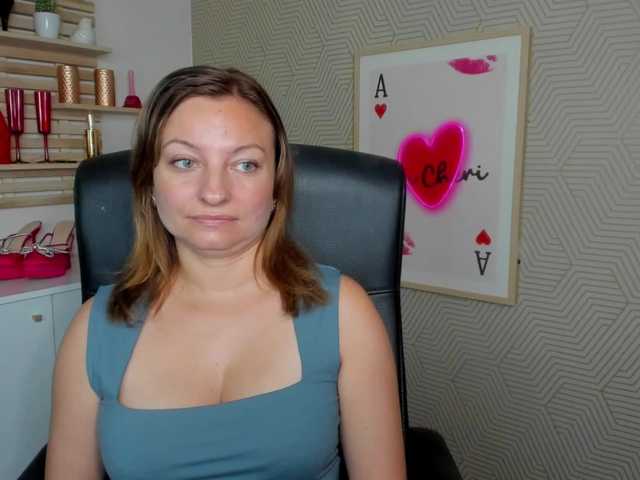 angelaLove13 live cam on BongaCams