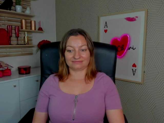 angelaLove13 live cam on BongaCams