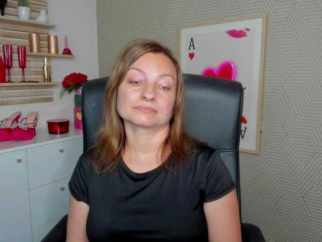 angelaLove13 live cam on BongaCams