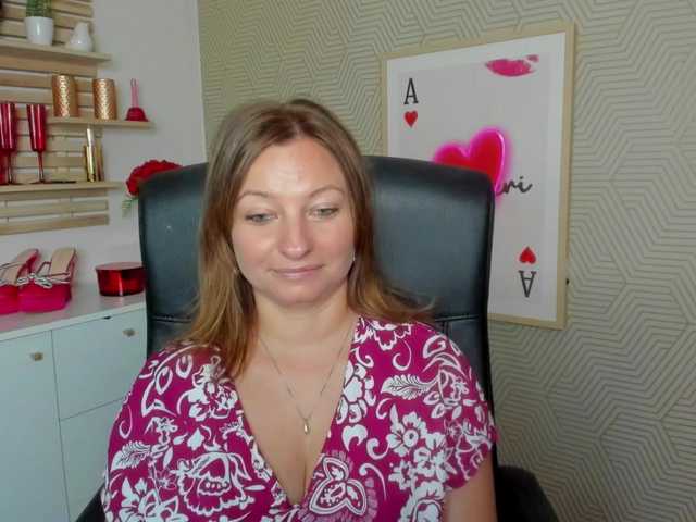 angelaLove13 live cam on BongaCams