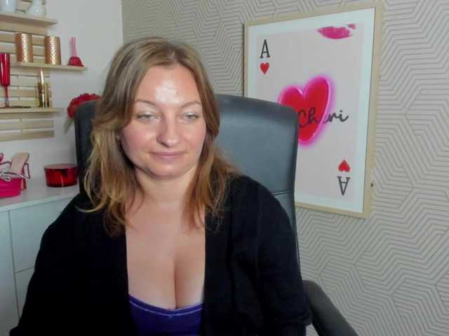 angelaLove13 live cam on BongaCams