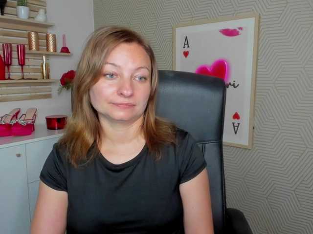 angelaLove13 live cam on BongaCams