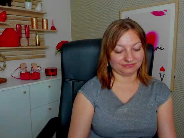 angelaLove13 webcam