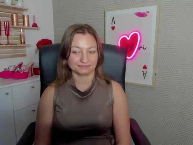 angelaLove13 live cam on BongaCams