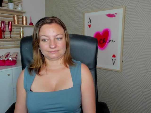 angelaLove13 live cam on BongaCams