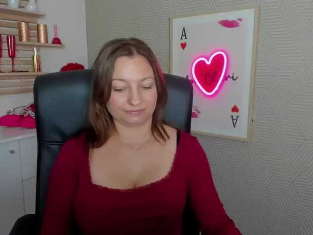 angelaLove13 live cam preview