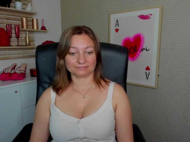 angelaLove13 live cam on BongaCams