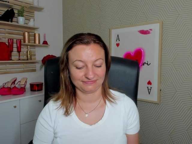 angelaLove13 live cam on BongaCams
