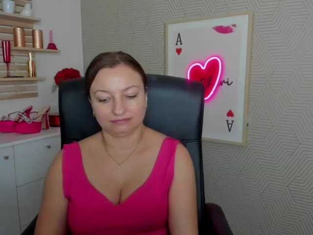 angelaLove13 live cam preview