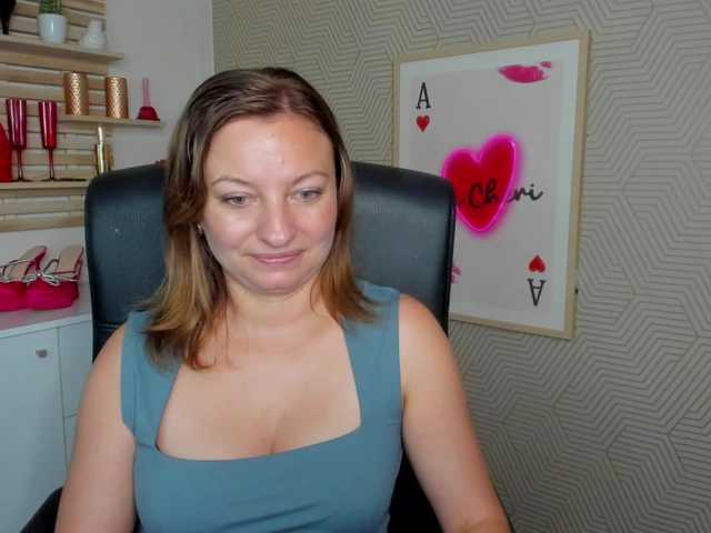 angelaLove13 live cam on BongaCams