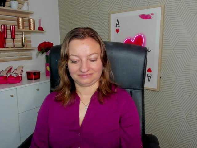 angelaLove13 live cam on BongaCams