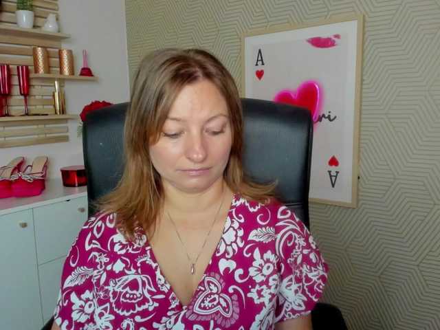 angelaLove13 live cam on BongaCams