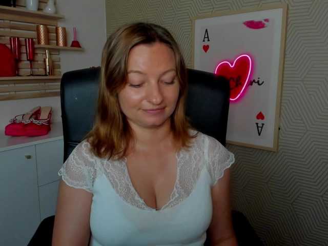 angelaLove13 webcam