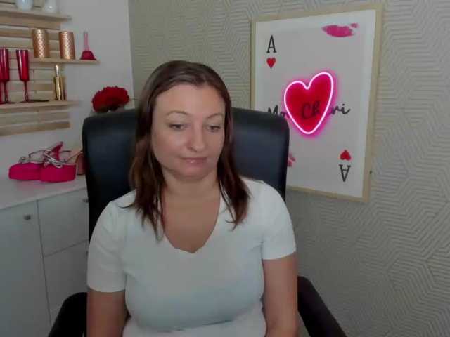 angelaLove13 live cam on BongaCams