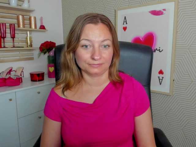 angelaLove13 live cam on BongaCams