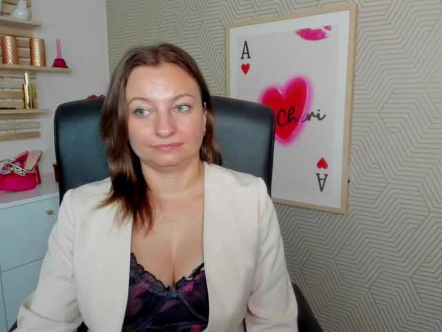 angelaLove13 live cam on BongaCams