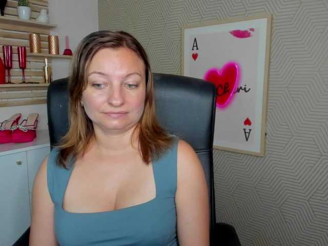 angelaLove13 live cam on BongaCams