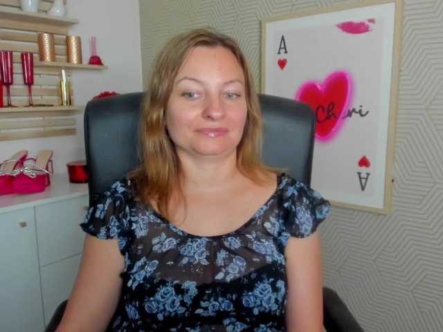 angelaLove13 live cam on BongaCams