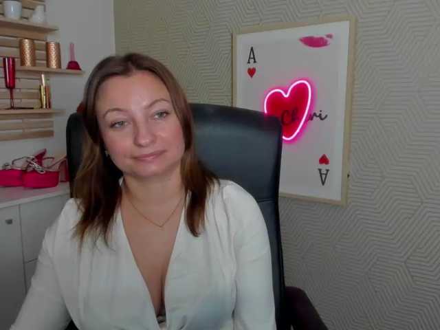 angelaLove13 live cam on BongaCams