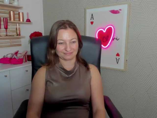 angelaLove13 live cam on BongaCams