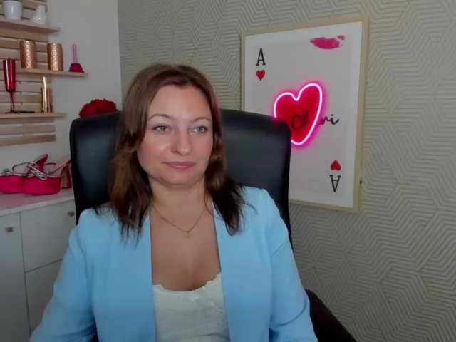 angelaLove13 live cam on BongaCams