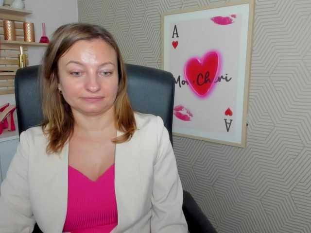 angelaLove13 live cam on BongaCams