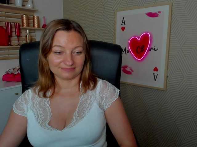 angelaLove13