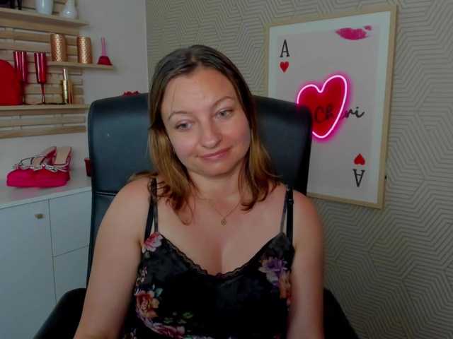angelaLove13 webcam