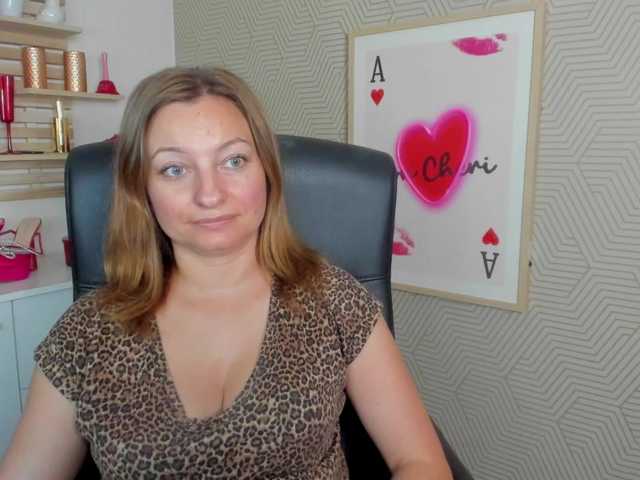 angelaLove13 live cam on BongaCams