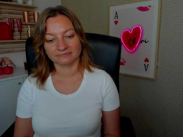 angelaLove13 live cam
