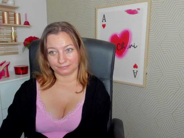 angelaLove13 live cam on BongaCams