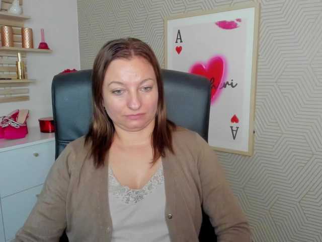 angelaLove13 live cam on BongaCams